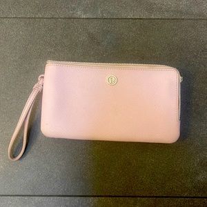 Lululemon clutch/wristlet pink
